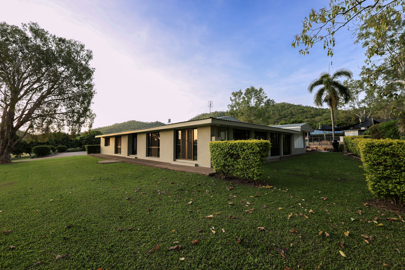 200 Mount Kelly Drive Mount Kelly QLD 4807