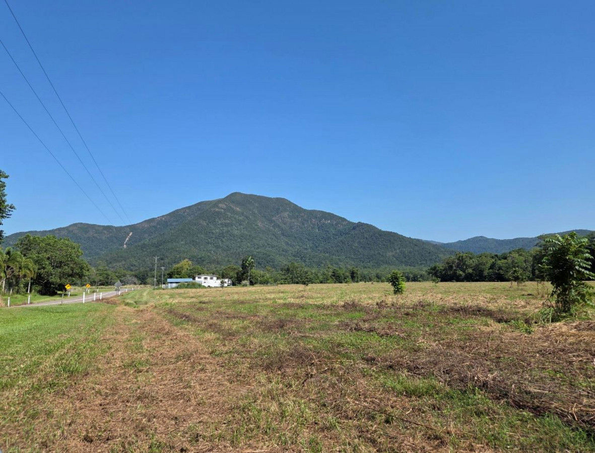 20 Mount Gardiner Road Bemerside QLD 4850