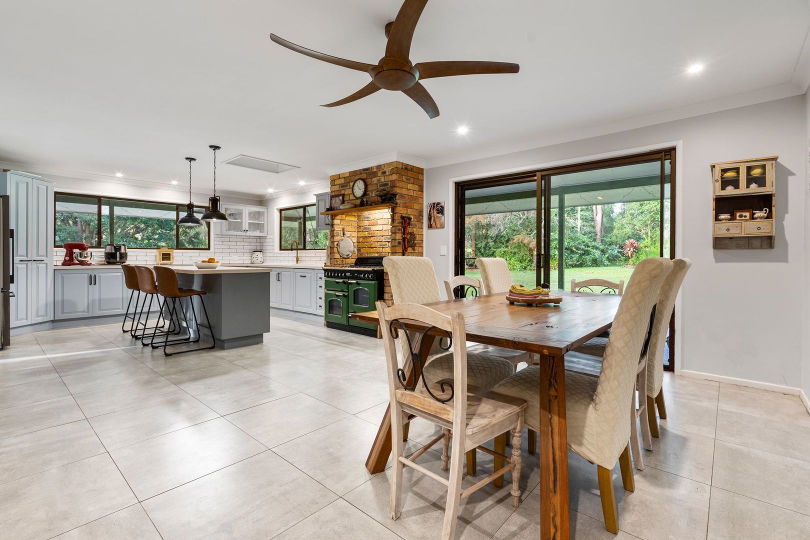 34 Lagoon Road Carbrook QLD 4130