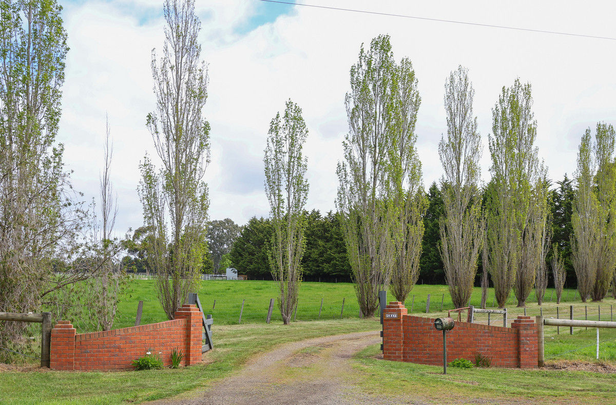 555 Mill Road Strathkellar VIC 3301