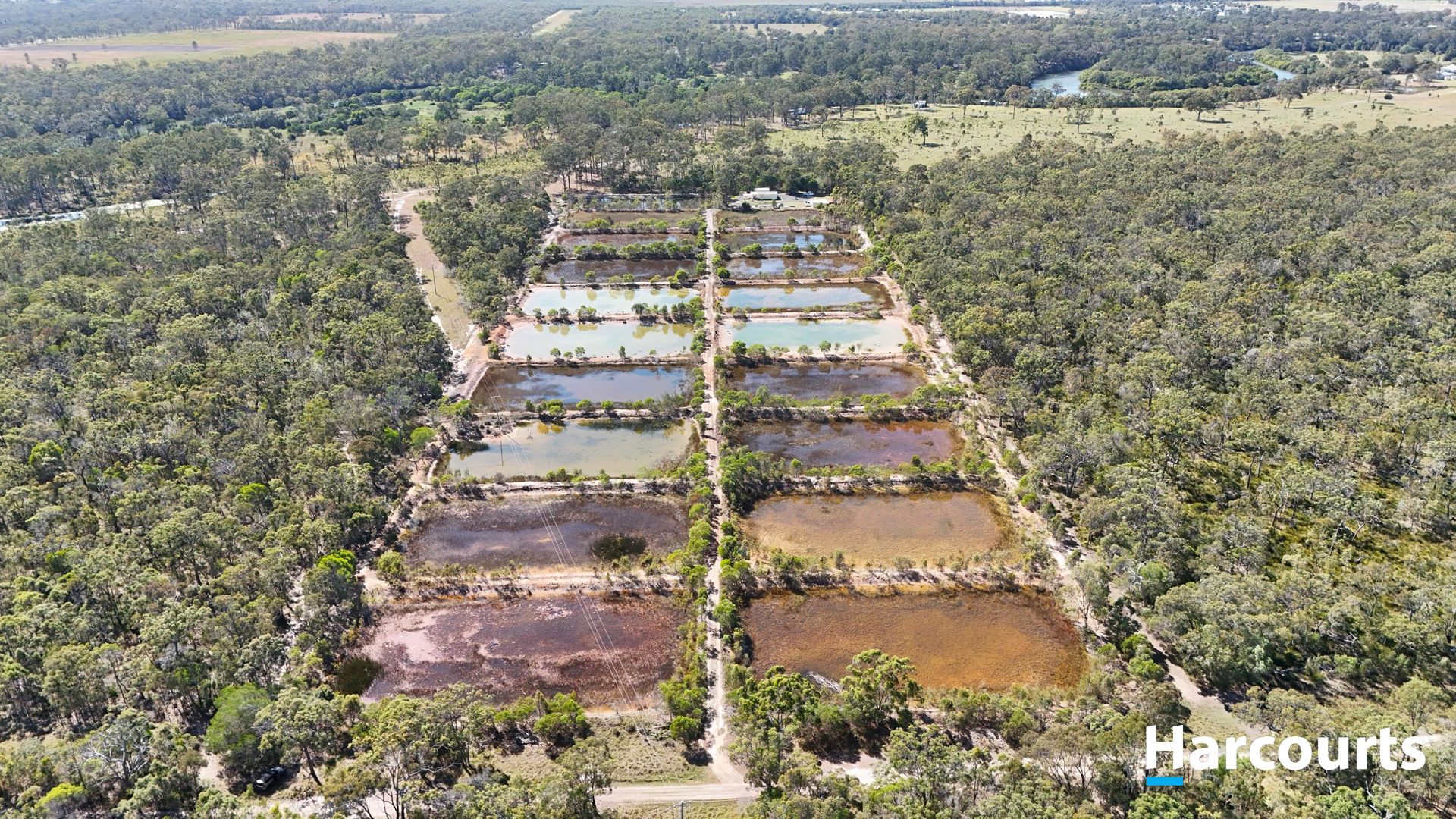 304 RICHARDS ROAD Pacific Haven QLD 4659