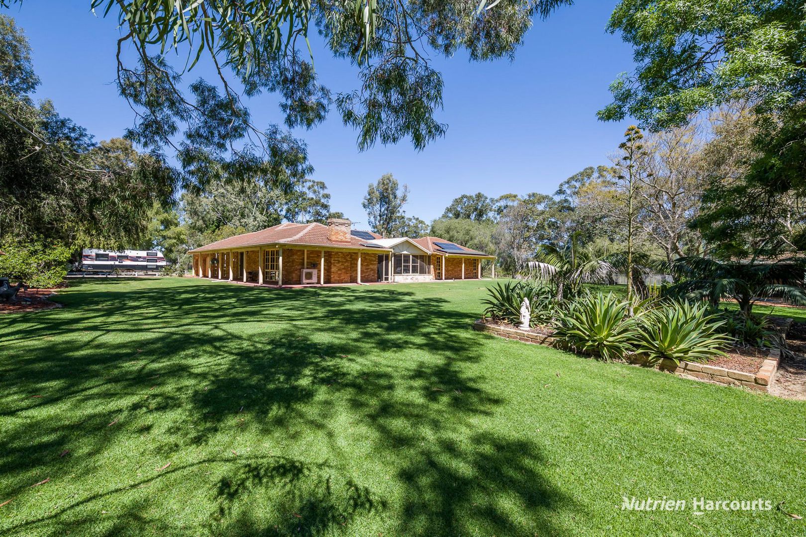 38 St Andrews Court Woodridge WA 6041