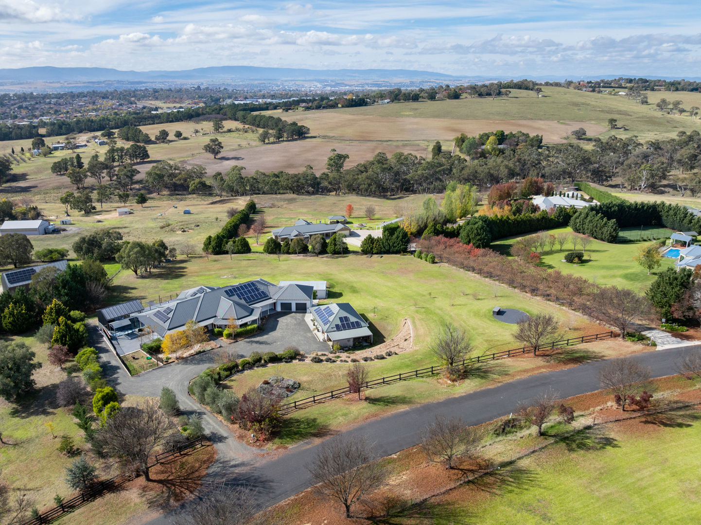241 Hartwood Avenue Robin Hill NSW 2795