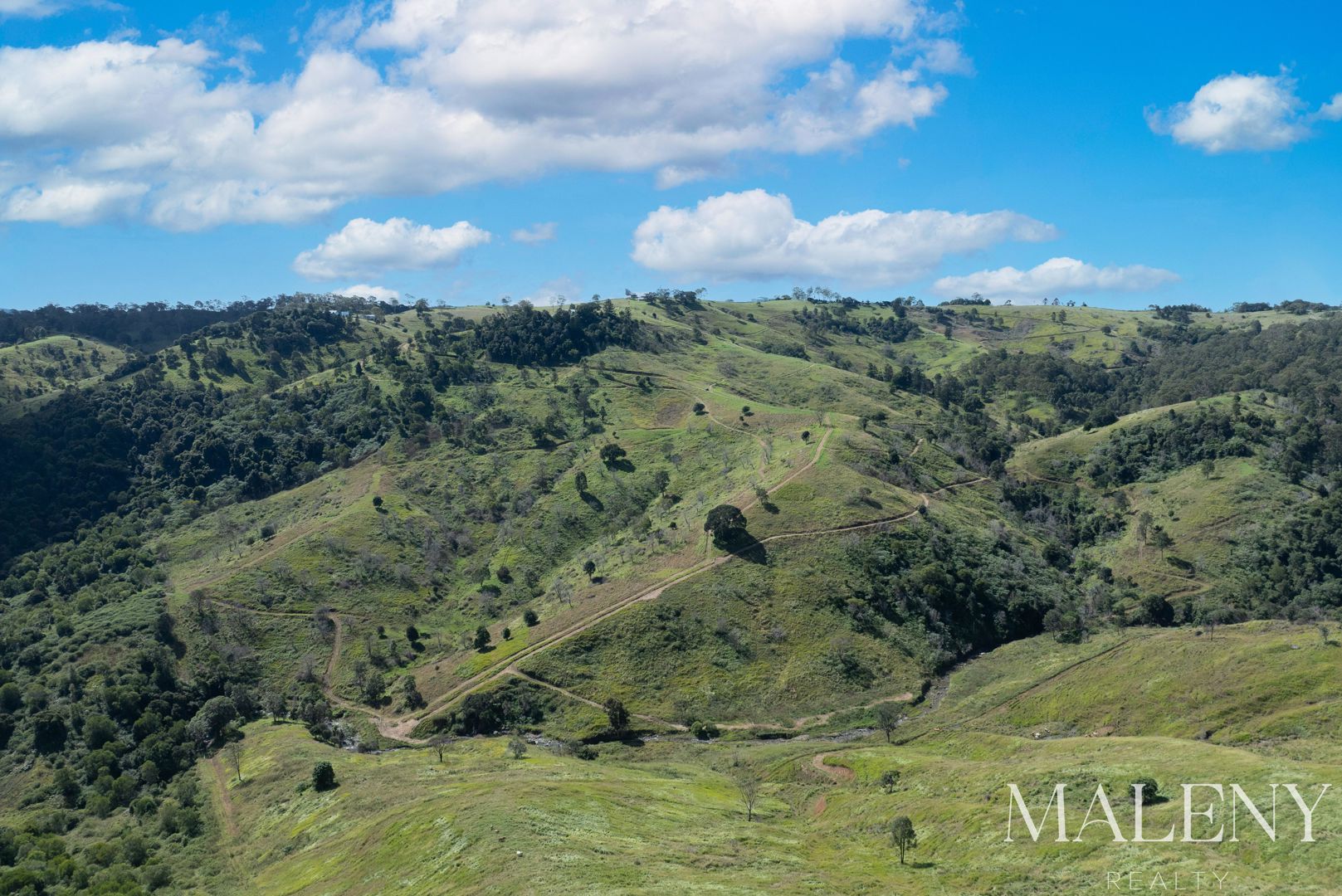 43 Woods Road Mount Mee QLD 4521