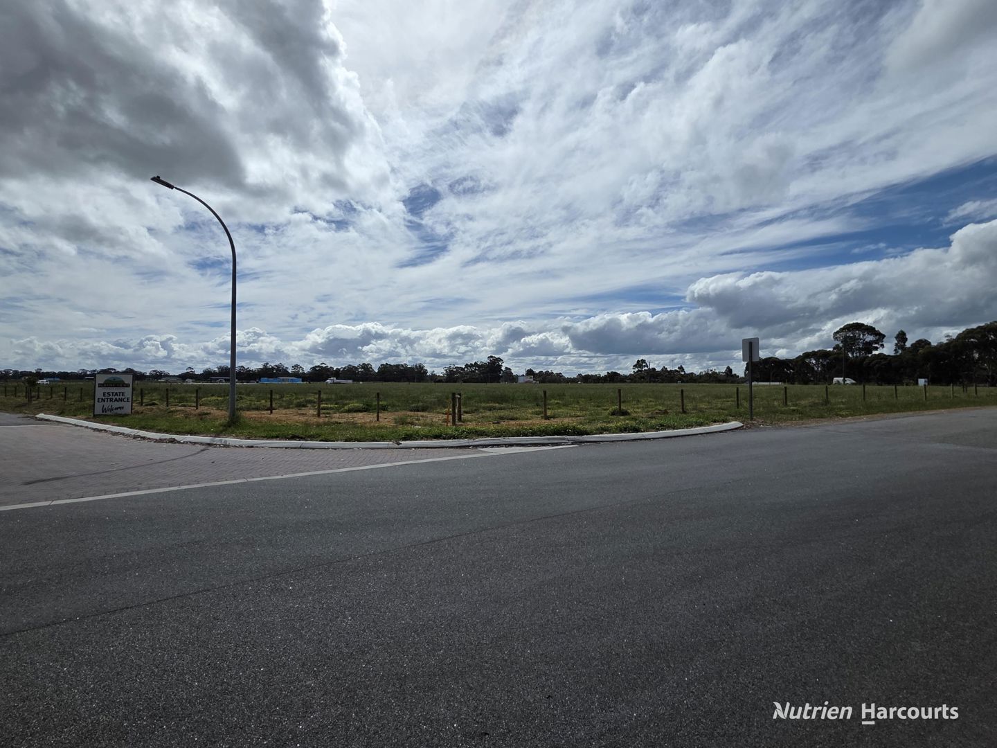 10 Rangatira Road Drome WA 6330