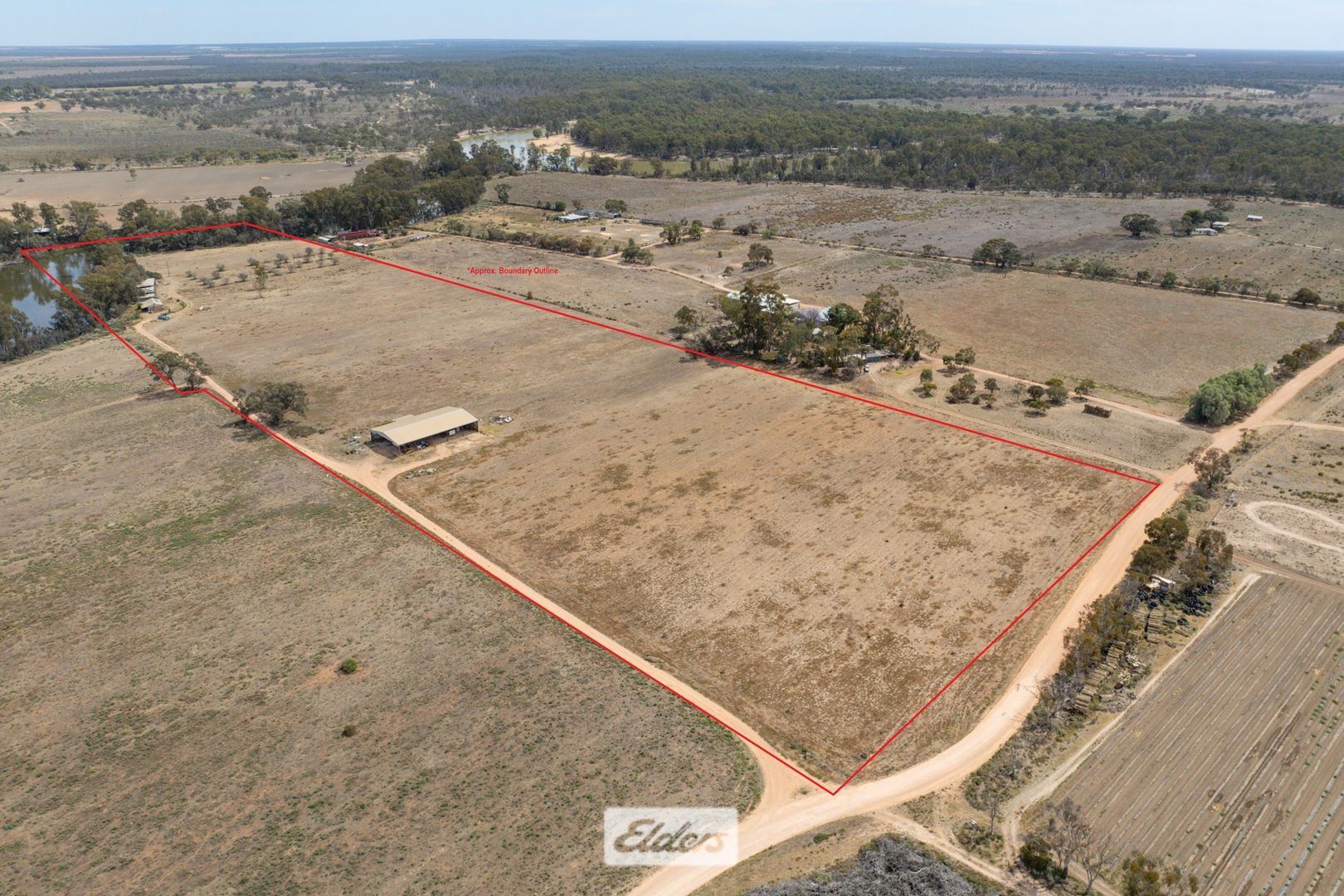 25 Blake Road Red Cliffs VIC 3496