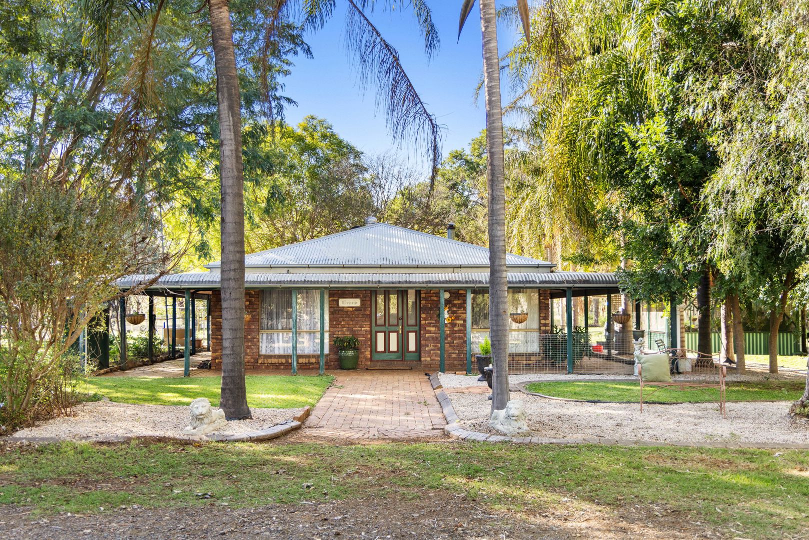 54 Lorrimer Street Oakey QLD 4401