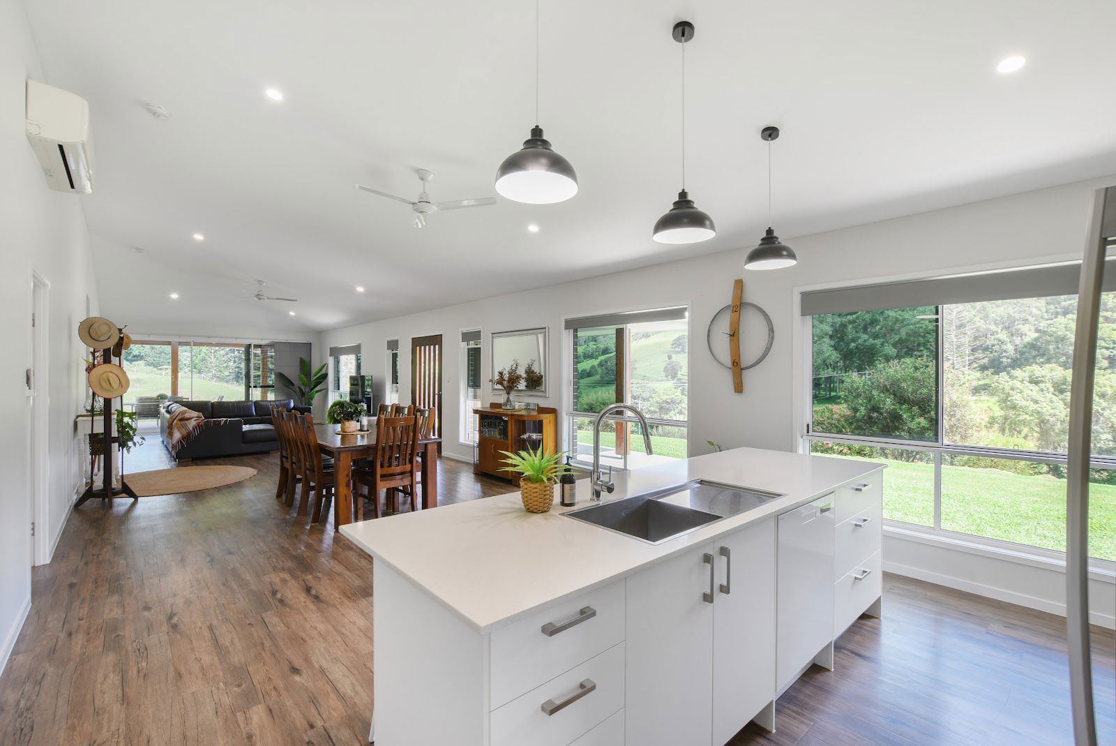 364 Mullins Creek Road Goomboorian QLD 4570