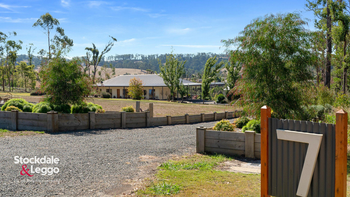 7 Wanke Road Mirboo North VIC 3871