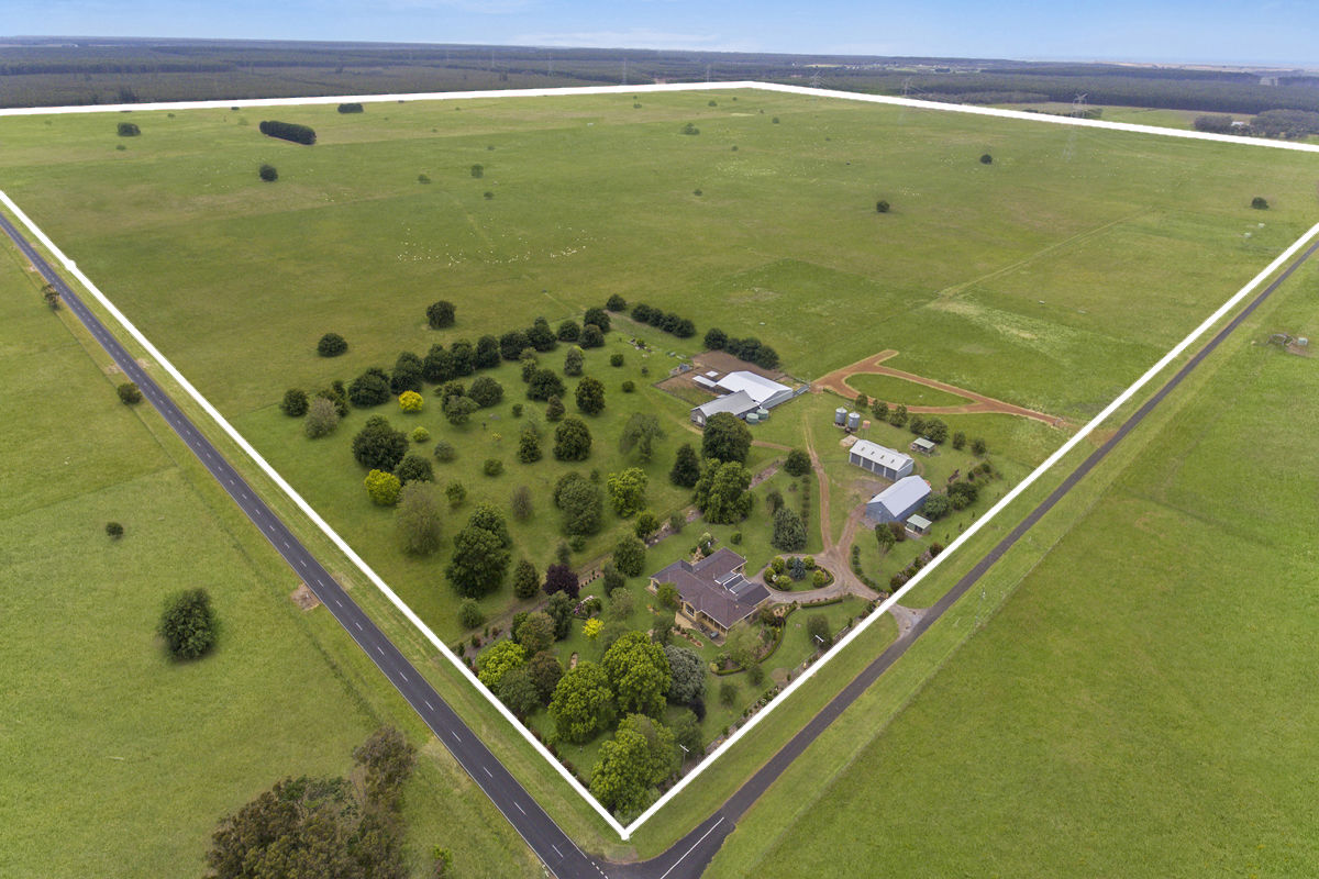 9 Peters Road Homerton VIC 3304