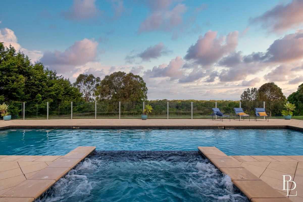 6 Allawah Place Dunmore NSW 2529