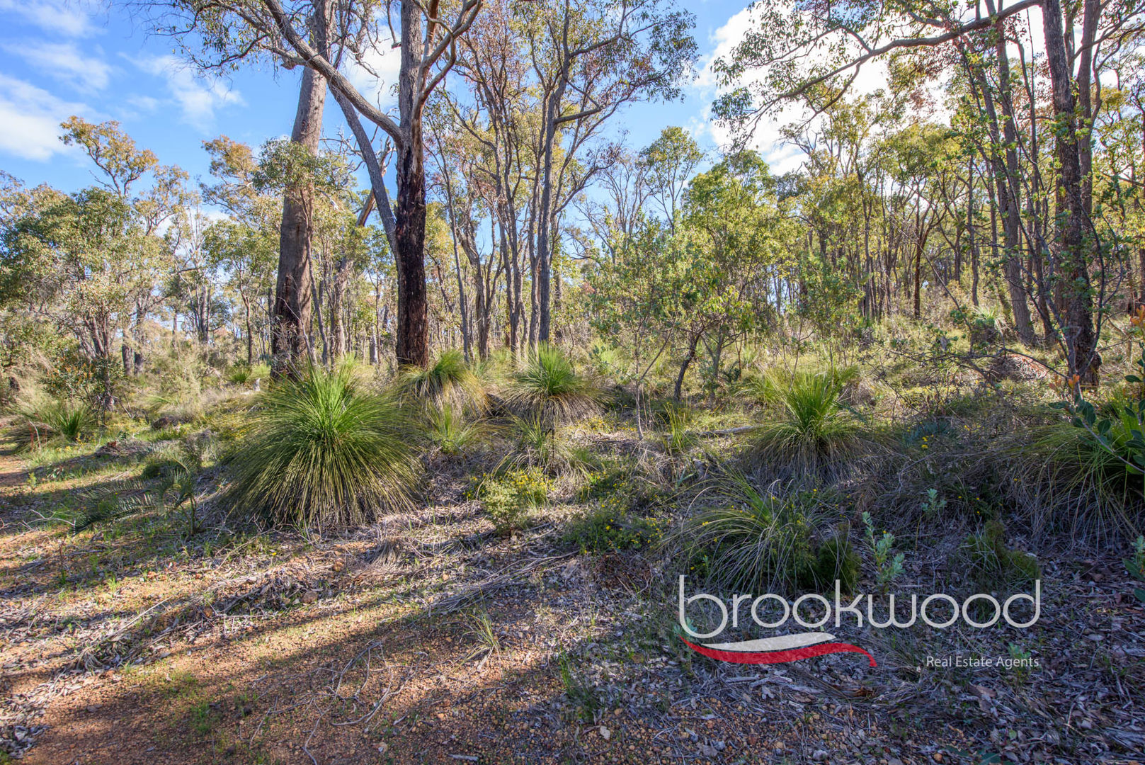 375 Clematis Grove Wooroloo WA 6558