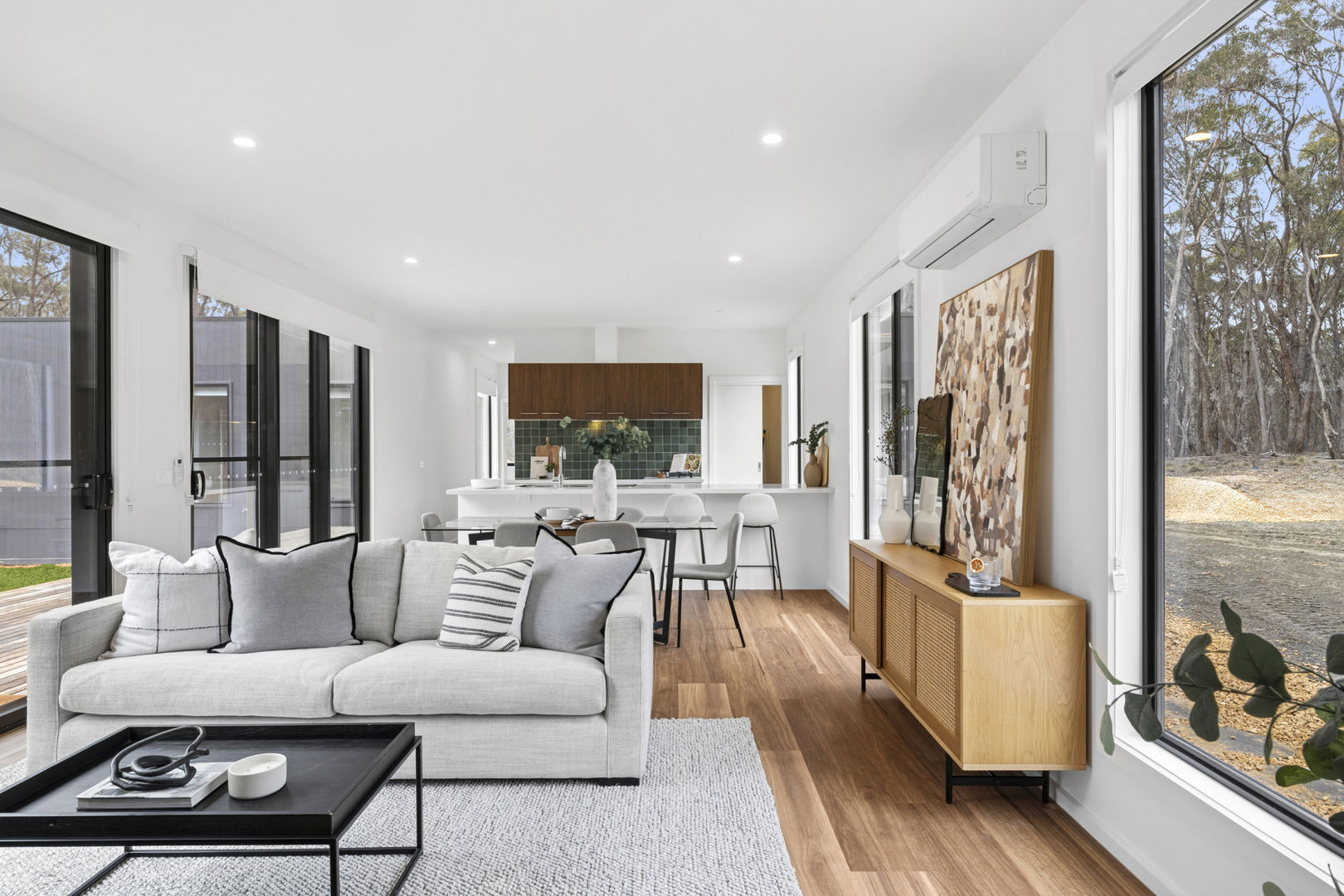 60 Cemetery Road Eganstown VIC 3461