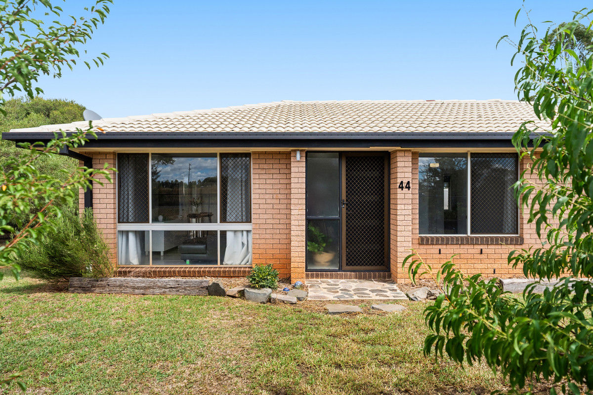 44 Railway Street Cambooya QLD 4358