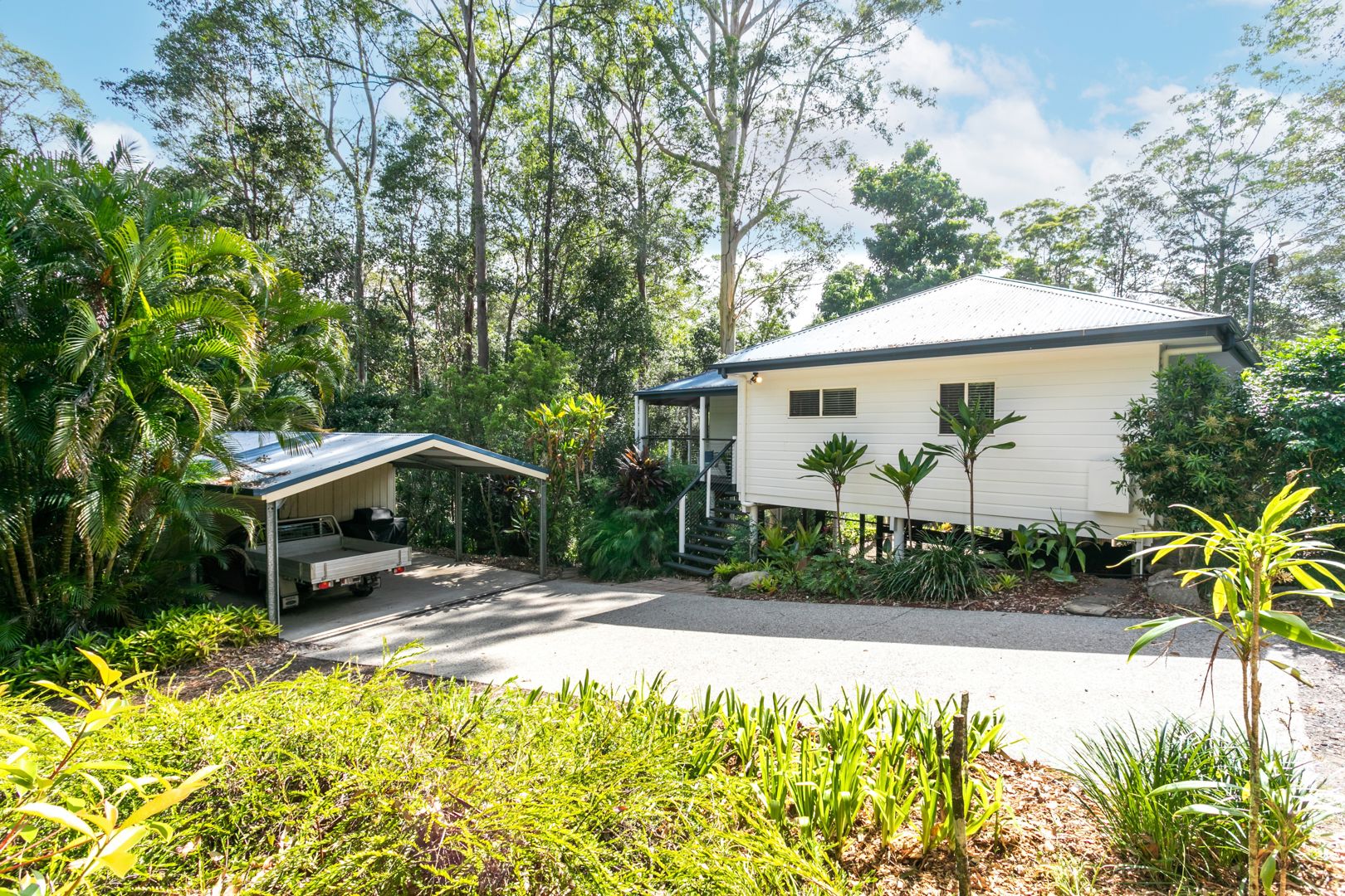 39 Kamala Drive Lake Macdonald QLD 4563