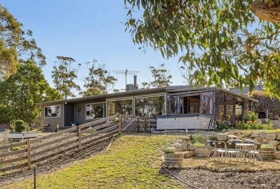 50 Wisbys Road North Bruny TAS 7150