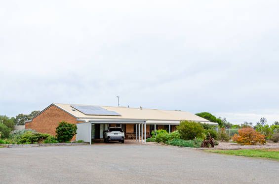 62 Aitken Avenue Donald VIC 3480