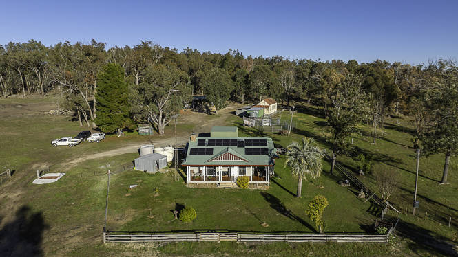 'Indiana'  Guyra Road Inverell NSW 2360
