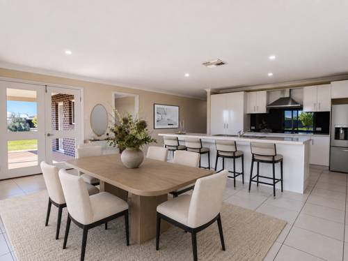 202 Riverside Drive Narrabri NSW 2390