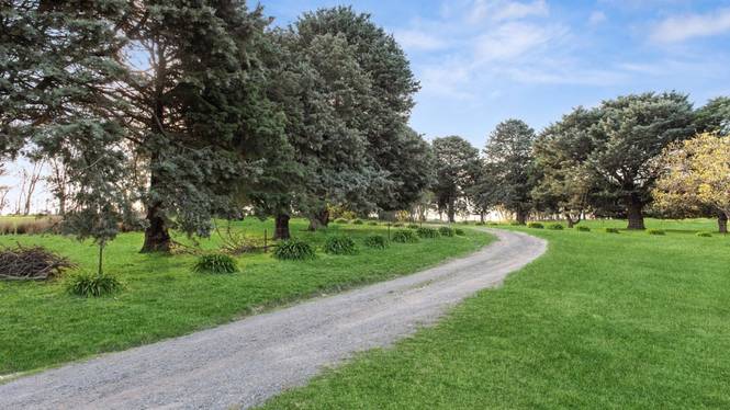 1748 Upton Road, Upton via Avenel VIC 3664