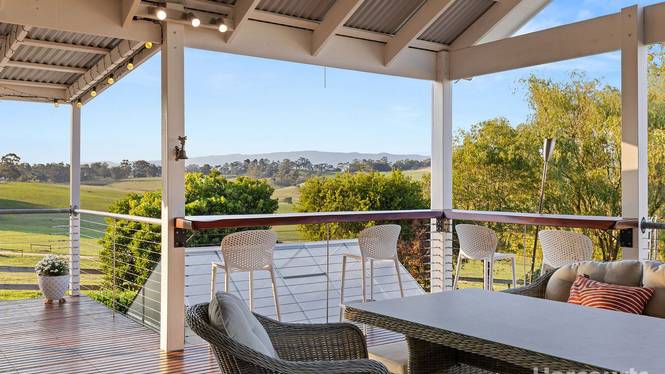 2024 Willow Grove Road Hill End VIC 3825