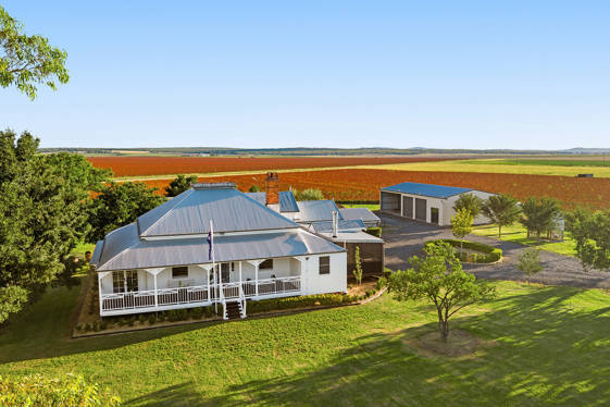 27 Ernst Road Ryeford QLD 4361