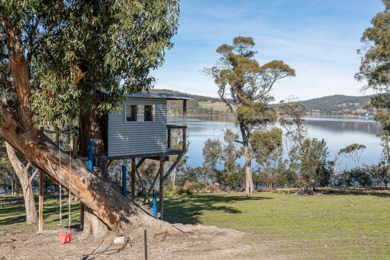 50 Wisbys Road North Bruny TAS 7150