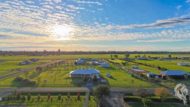 202 Riverside Drive Narrabri NSW 2390