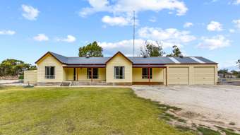 Farm Property for Sale - 114 Hilliers Rd Mundulla SA 5270