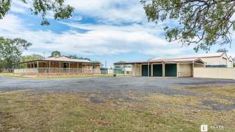 Farm Property for Sale - 7 Beak Street Gracemere QLD 4702