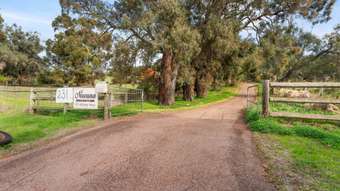 Farm Property for Sale - 231 Albany Highway Bedfordale WA 6112