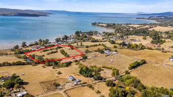 Farm Property for Sale -  Llantwit Road Woodbridge TAS 7162