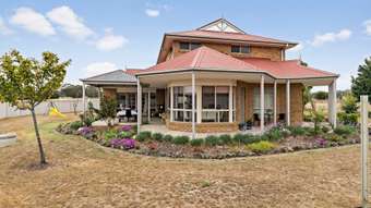 Farm Property for Sale - 9 Post Office Road Smythes Creek VIC 3351