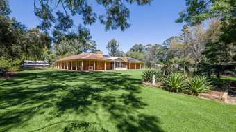 Farm Property for Sale - 38 St Andrews Court Woodridge WA 6041