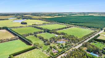 Farm Property for Sale - 777 Elaine - Mt. Mercer Road Cargerie VIC 3334