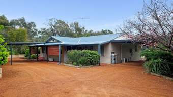 Farm Property for Sale - 153 Carlin Road Bakers Hill WA 6562