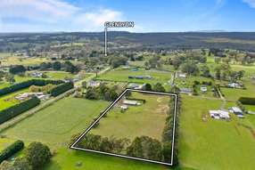25 McMahons Road Glenlyon VIC 3461