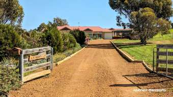 Farm Property for Sale - 114 Mchavloe Drive Gingin WA 6503