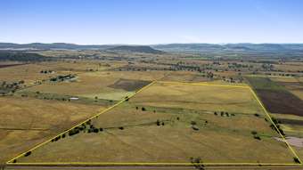 Farm Property for Sale - 79 Barlow Road Greenmount QLD 4359