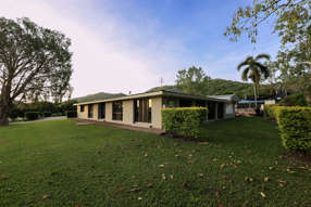 200 Mount Kelly Drive Mount Kelly QLD 4807