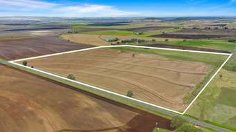 Farm Property for Sale -  Corner Felton-Clifton Road and Doolan Road Nobby QLD 4360