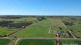 Farm Property for Sale - 1824 Chapman Valley Road Narra Tarra WA 6532