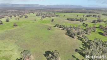 6080 Western Highway Dadswells Bridge VIC 3385