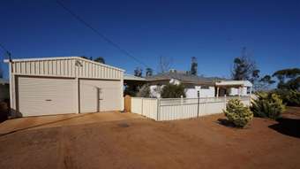 Farm Property for Sale - . &amp;apos;Brondel Farm&amp;apos; Southern Cross WA 6426