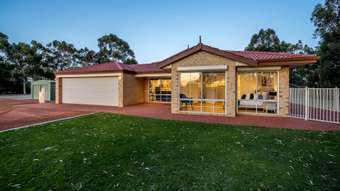 Farm Property for Sale - 89 Wowra Drive Gingin WA 6503