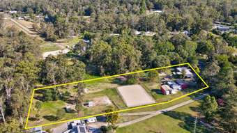 Farm Property for Sale - 14 Burnett Court Landsborough QLD 4550