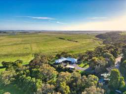 85 Arbuthnots Road Tarwin Lower VIC 3956