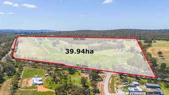 Farm Property for Sale - 31 OYSTON ROAD  Bakers Hill WA 6562