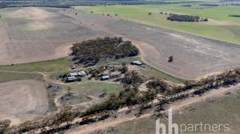 Farm Property for Sale - 89 Schroeder Road Cambrai SA 5353