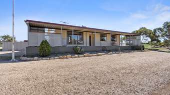 Farm Property for Sale - 4 Falie Drive Price SA 5570